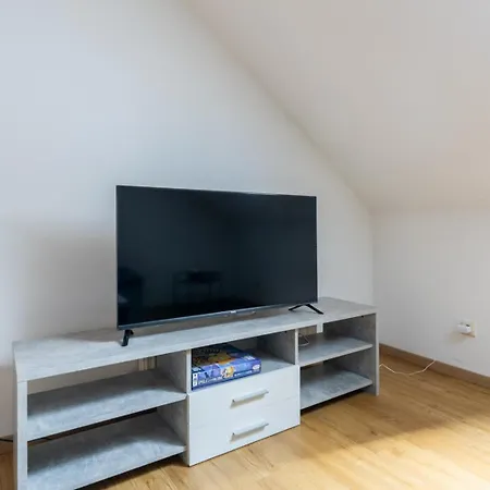 Farawayhomes #6 Apartman *