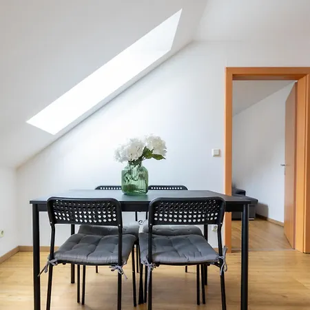 Апартаменты Farawayhomes #6 Грац