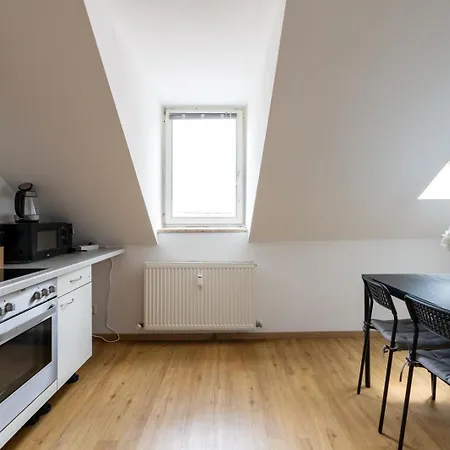 Апартаменты Farawayhomes #6 Грац